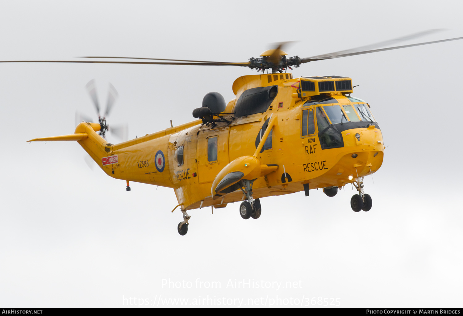 Aircraft Photo of XZ588 | Westland WS-61 Sea King HAR3 | UK - Air Force | AirHistory.net #368525