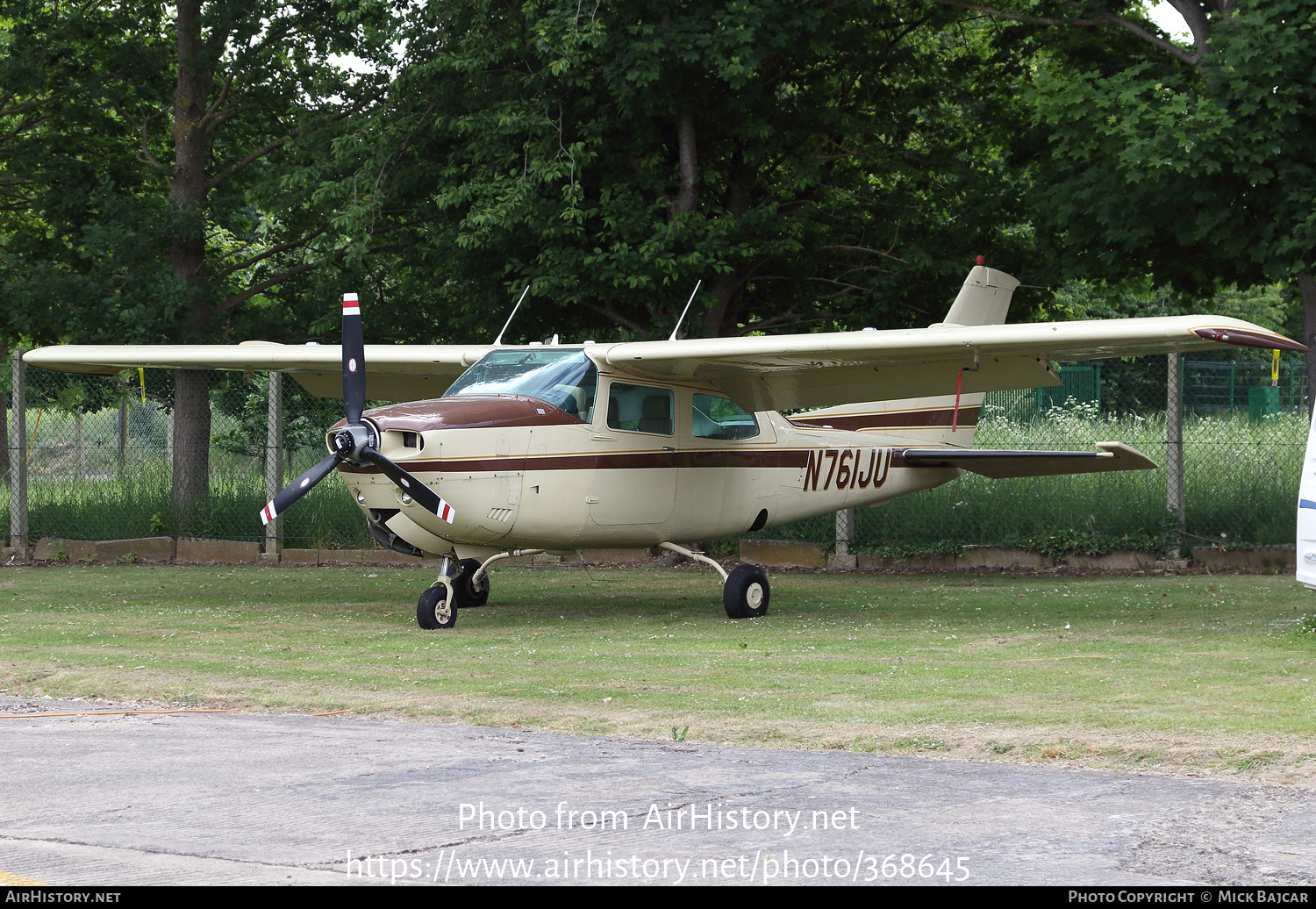 Aircraft Photo of N761JU | Cessna 210M Centurion | AirHistory.net #368645