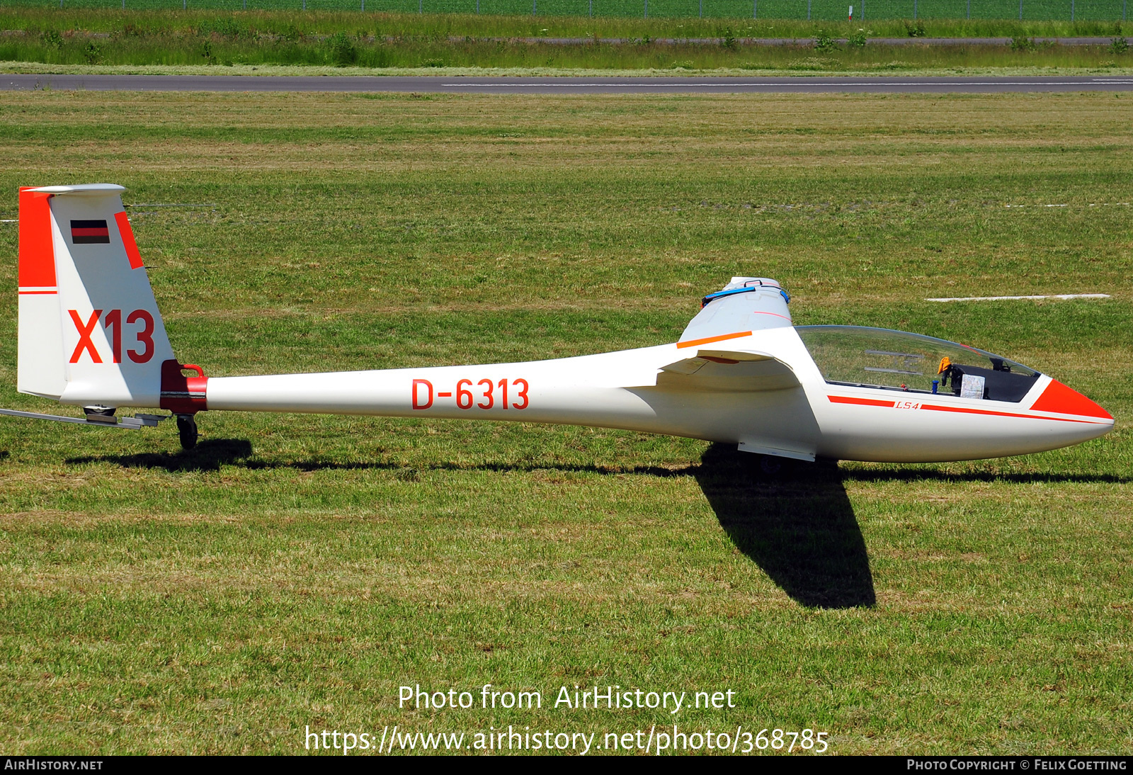 Aircraft Photo of D-6313 | Rolladen-Schneider LS-4 | AirHistory.net #368785