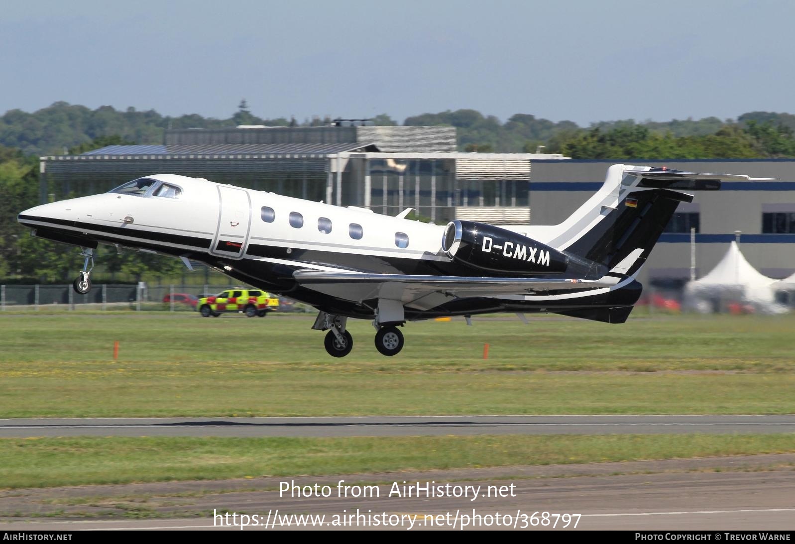 Aircraft Photo of D-CMXM | Embraer EMB-505 Phenom 300 | AirHistory.net #368797