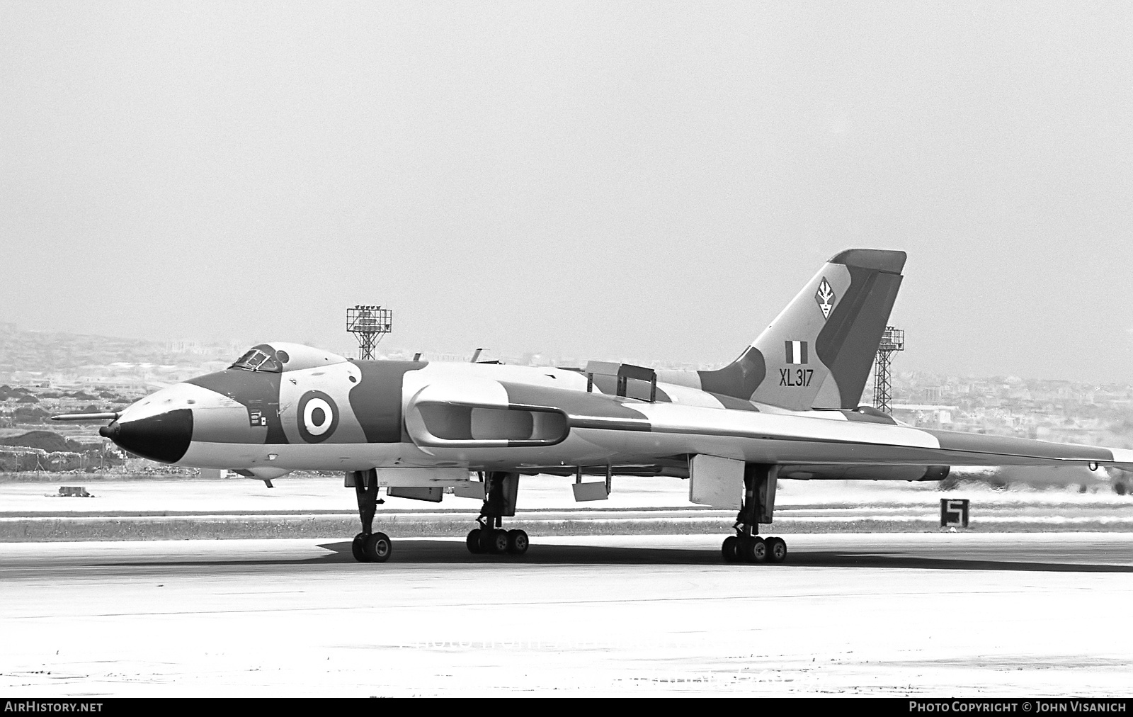 Aircraft Photo of XL317 | Avro 698 Vulcan B.2 | UK - Air Force | AirHistory.net #369397