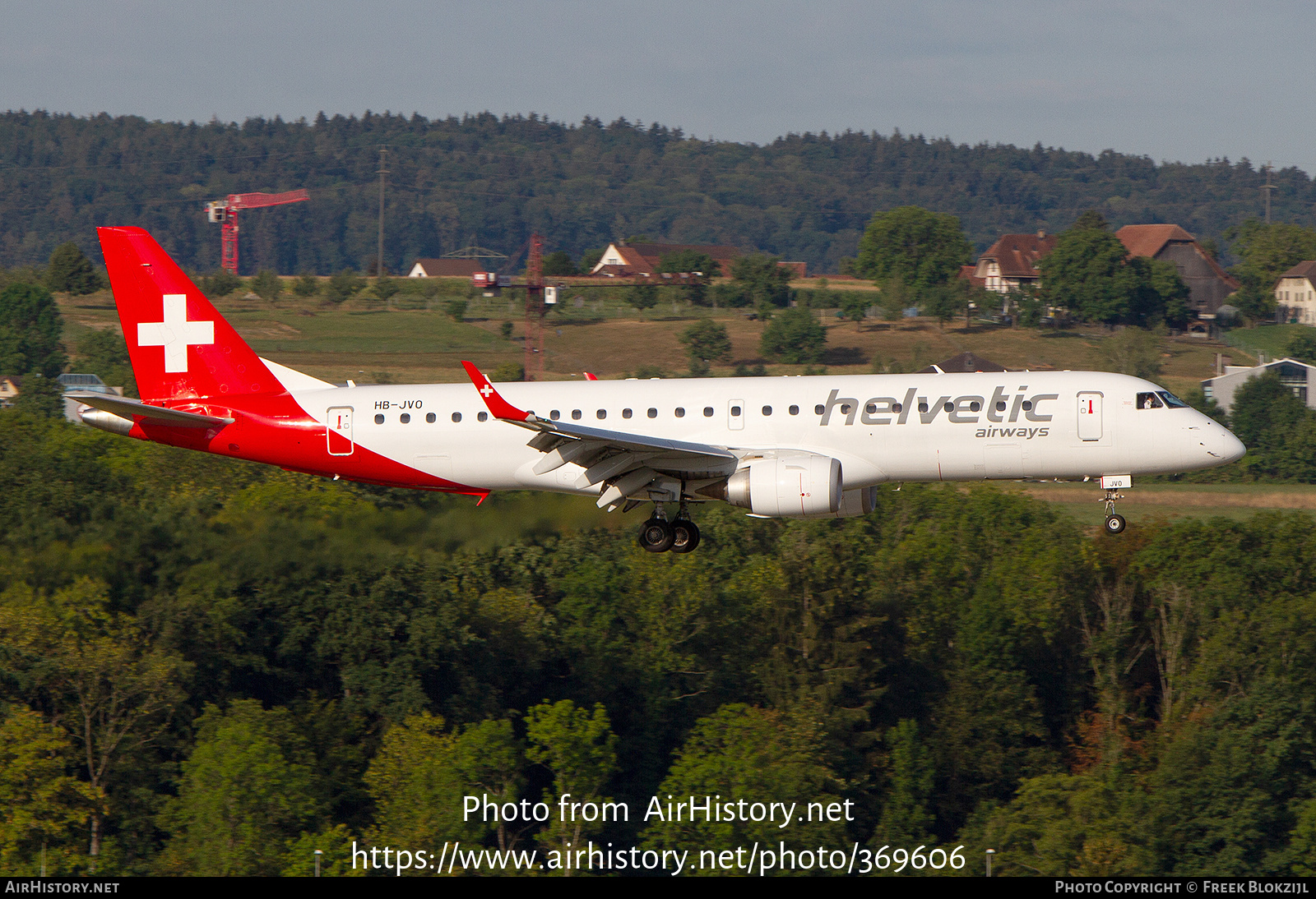 Aircraft Photo of HB-JVO | Embraer 190LR (ERJ-190-100LR) | Helvetic Airways | AirHistory.net #369606