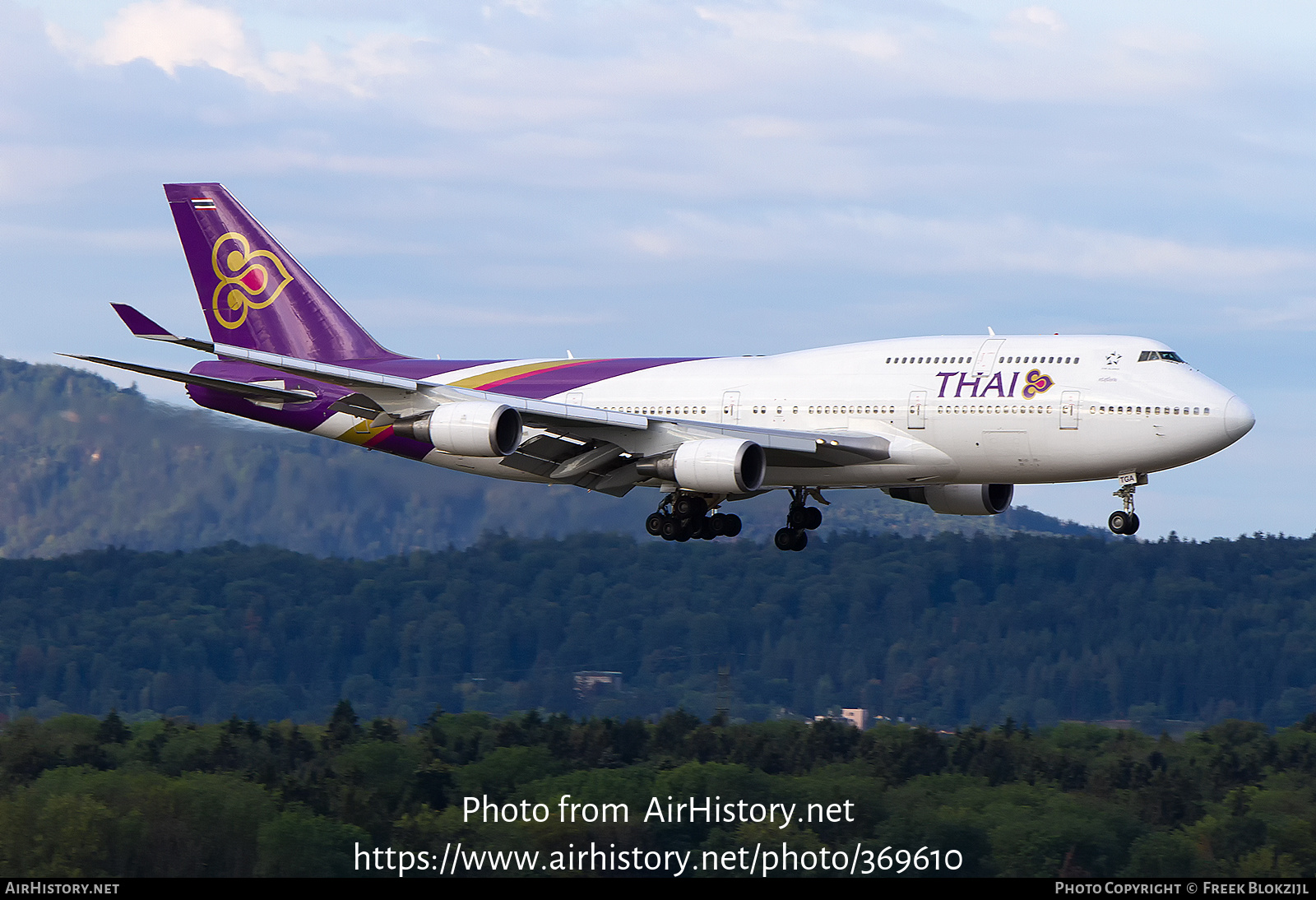 Aircraft Photo of HS-TGA | Boeing 747-4D7 | Thai Airways International | AirHistory.net #369610