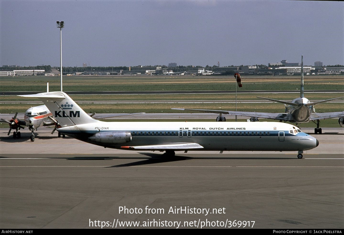 Aircraft Photo of PH-DNK | McDonnell Douglas DC-9-32 | KLM - Royal Dutch Airlines | AirHistory.net #369917