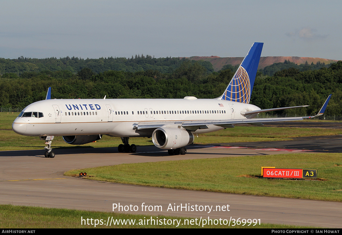 Aircraft Photo of N41135 | Boeing 757-224 | United Airlines | AirHistory.net #369991