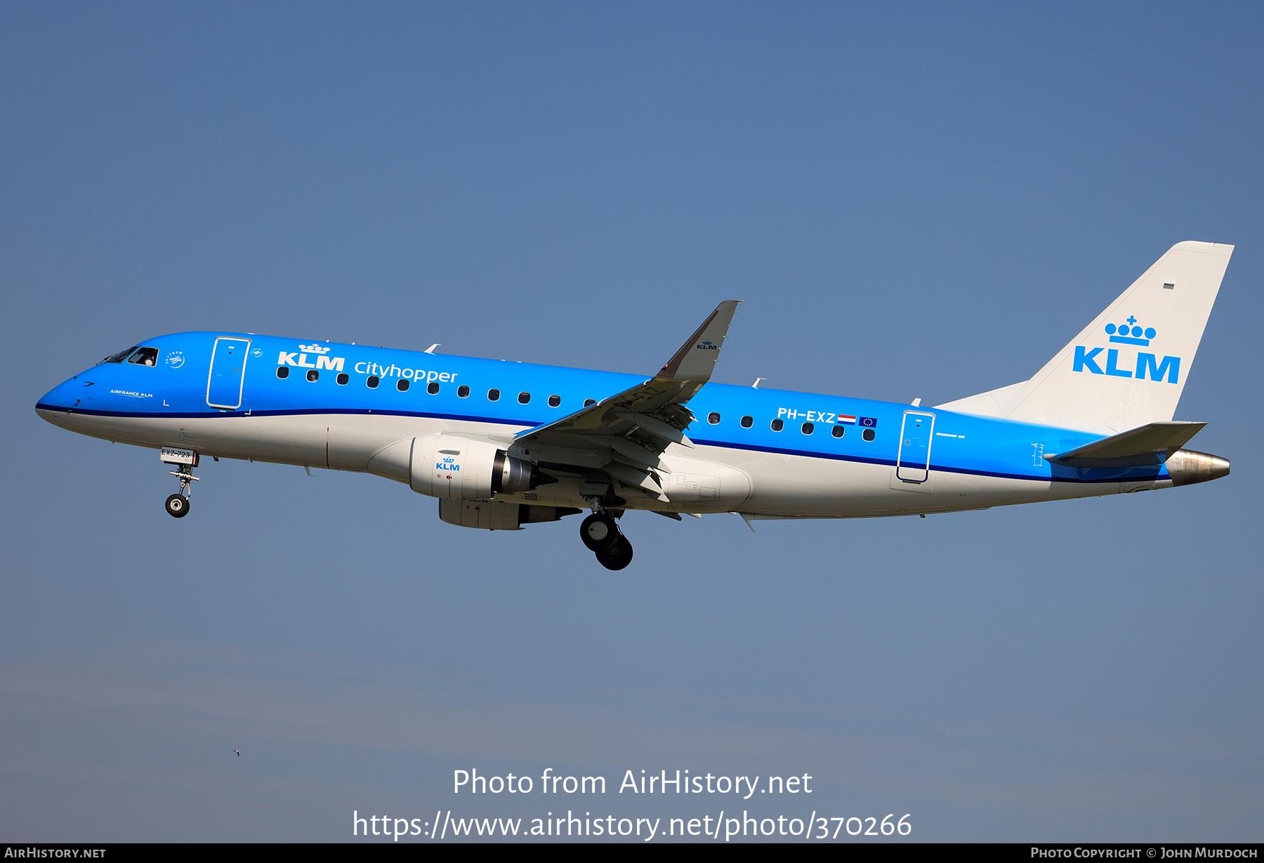 Aircraft Photo of PH-EXZ | Embraer 175STD (ERJ-170-200STD) | KLM Cityhopper | AirHistory.net #370266