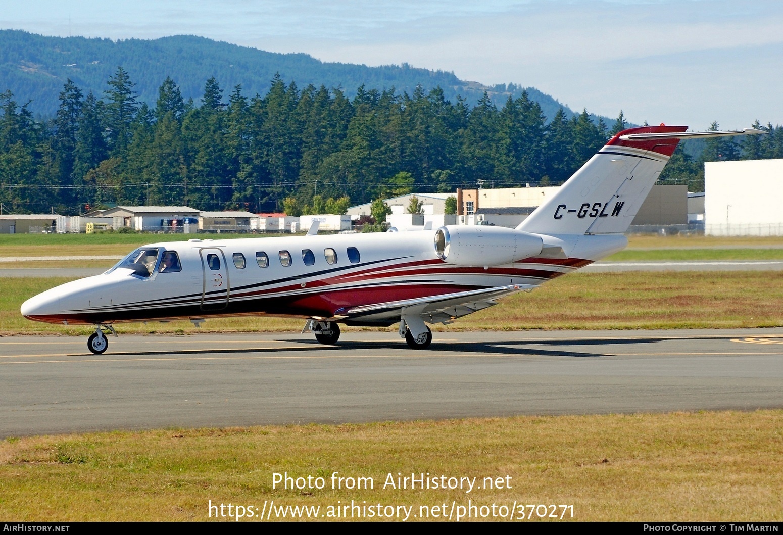 Aircraft Photo of C-GSLW | Cessna 525B CitationJet CJ3 | AirHistory.net #370271