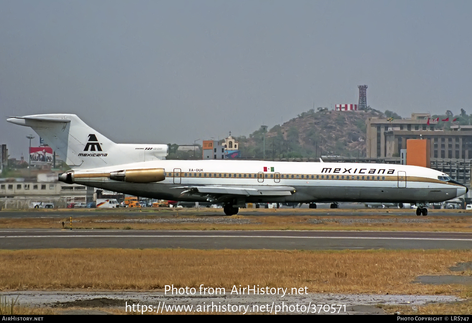 Aircraft Photo of XA-DUK | Boeing 727-264/Adv | Mexicana | AirHistory.net #370571