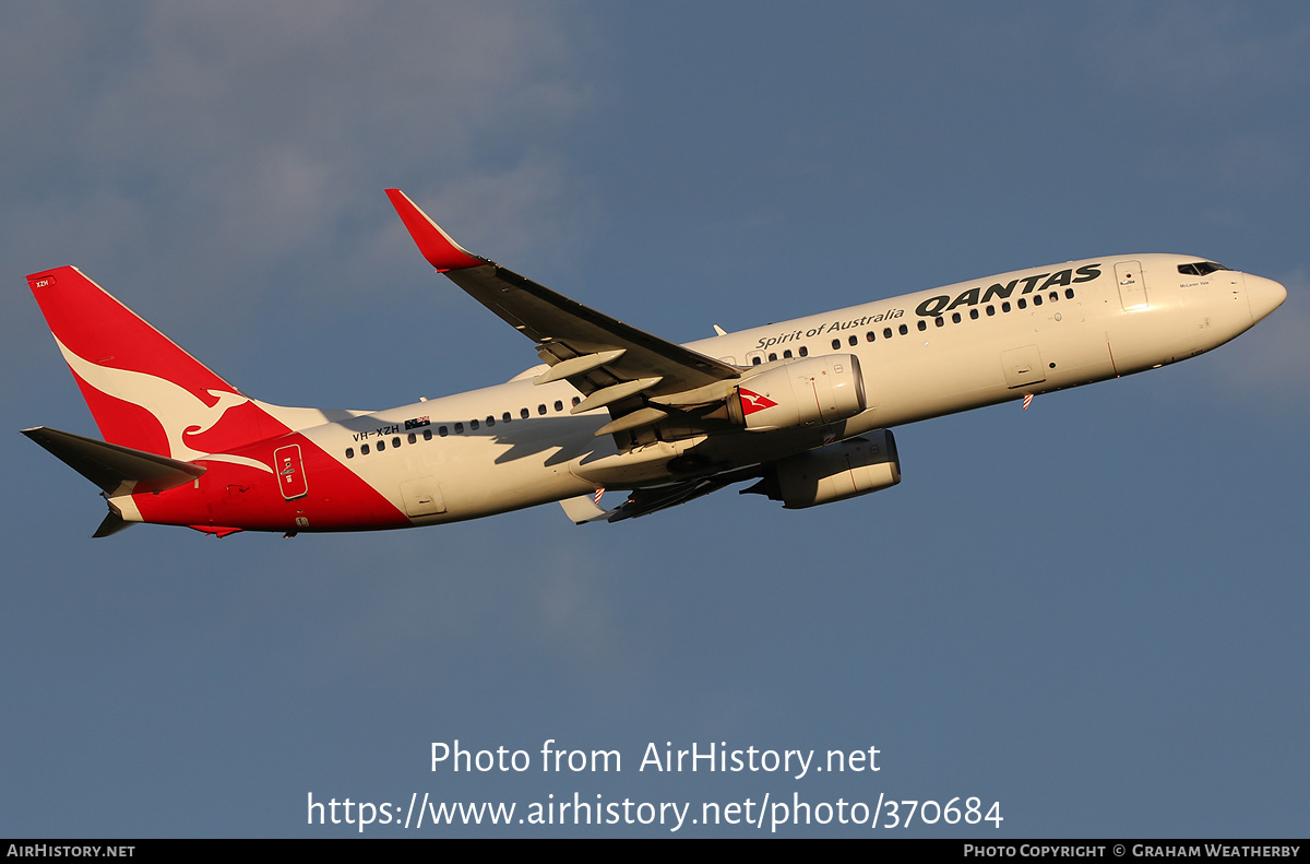 Aircraft Photo of VH-XZH | Boeing 737-838 | Qantas | AirHistory.net #370684