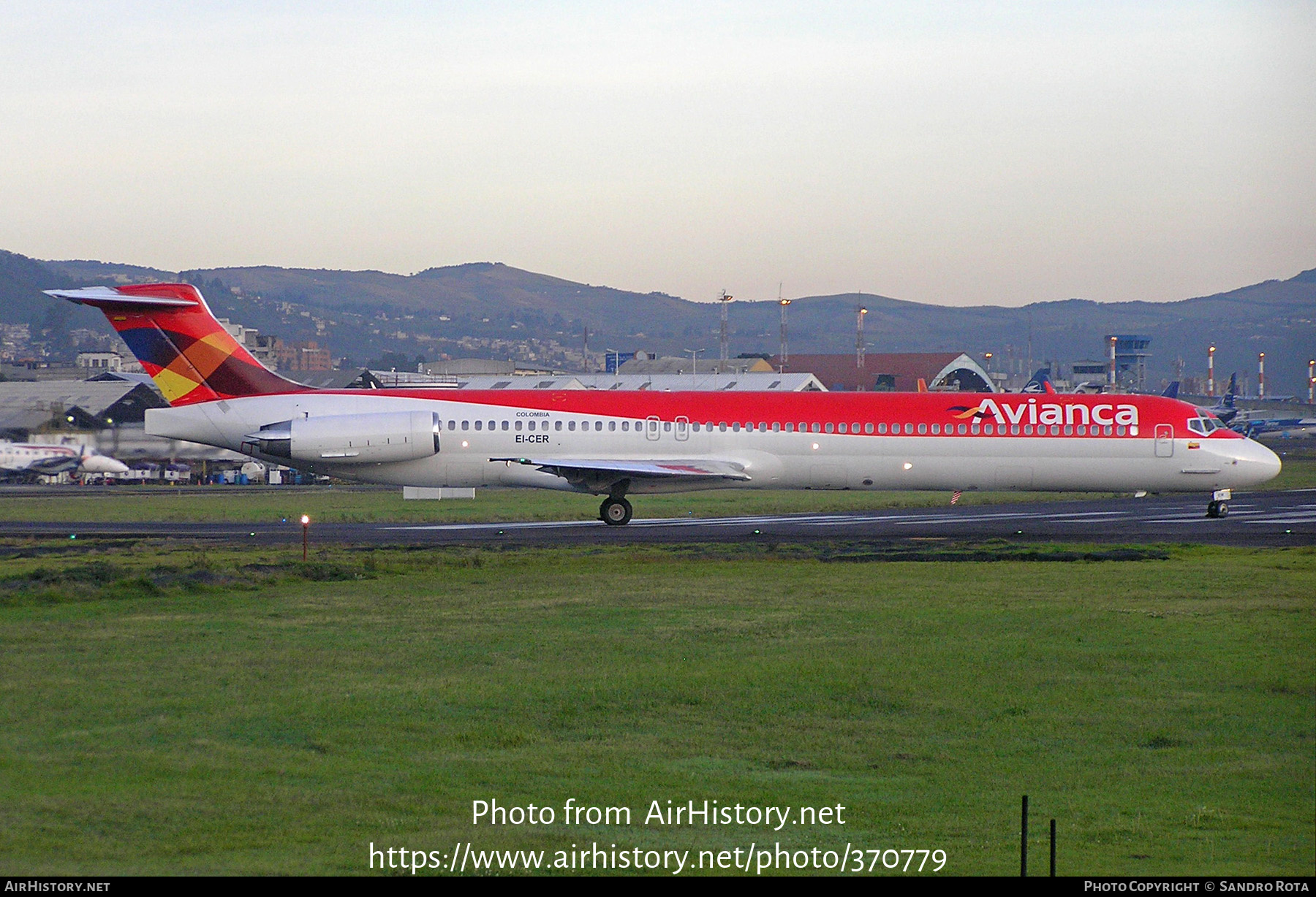 Aircraft Photo of EI-CER | McDonnell Douglas MD-83 (DC-9-83) | Avianca | AirHistory.net #370779