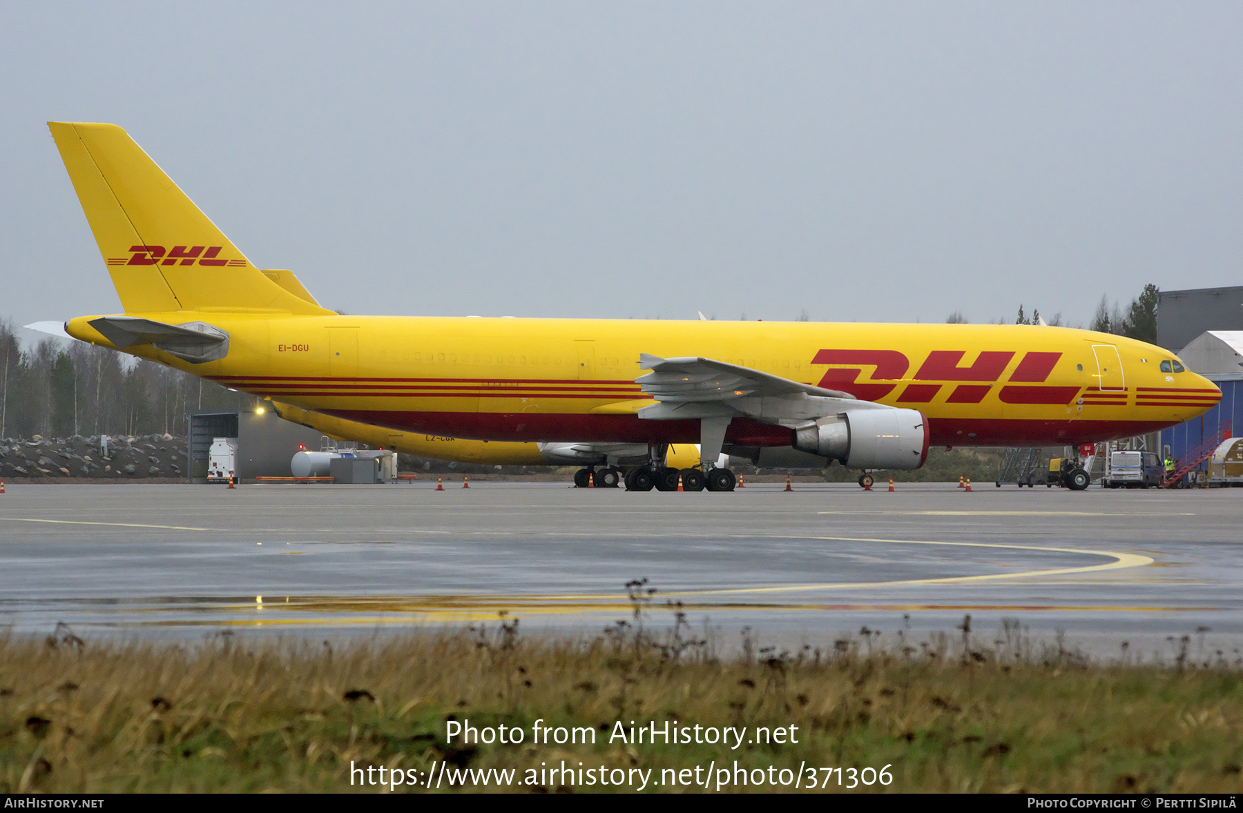 Aircraft Photo of EI-DGU | Airbus A300B4-622R(F) | DHL International | AirHistory.net #371306