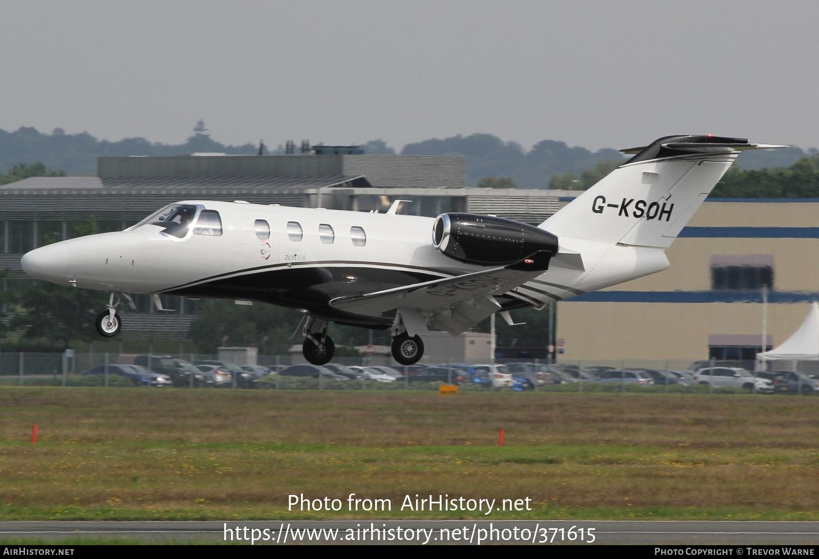 Aircraft Photo of G-KSOH | Cessna 525 CitationJet M2 | AirHistory.net #371615