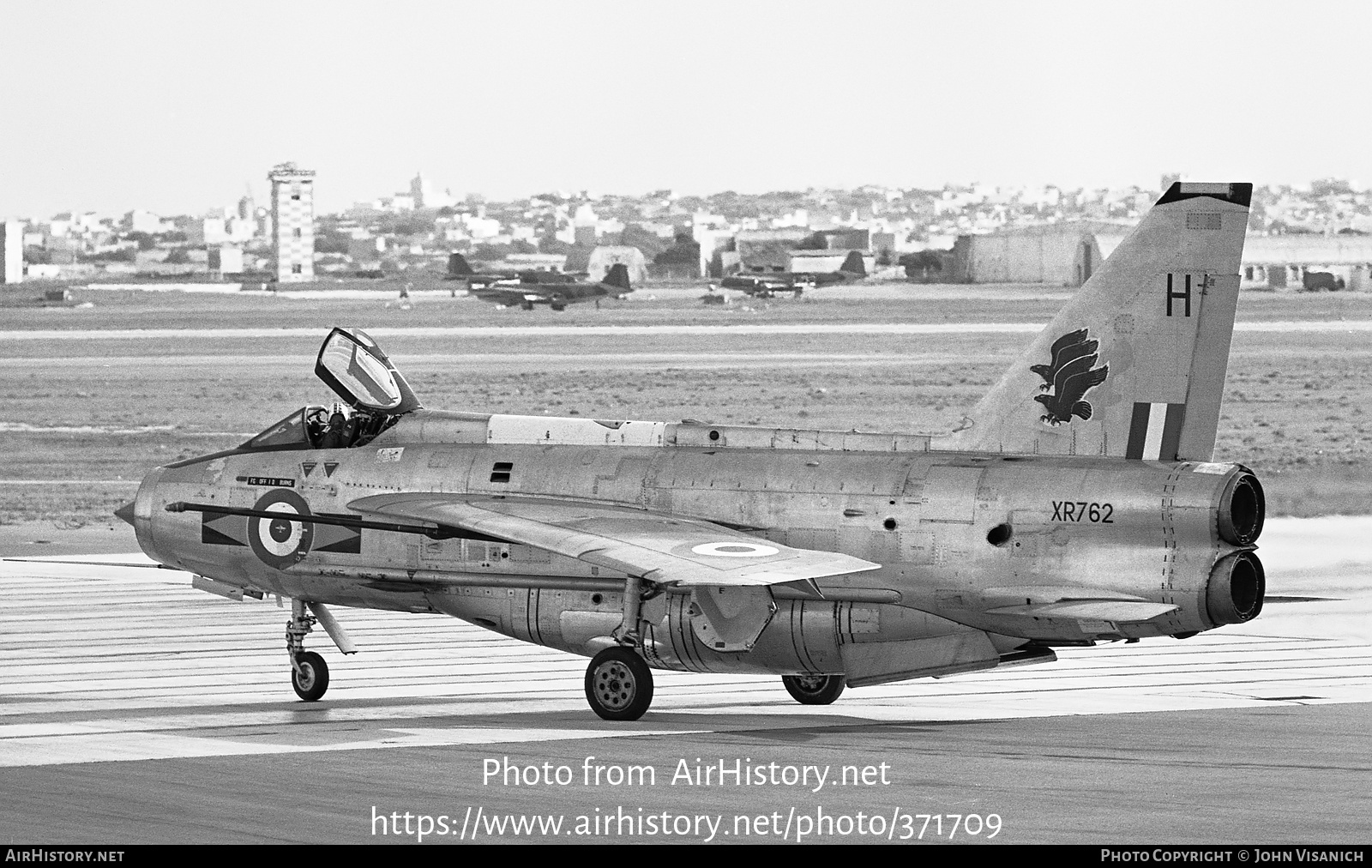 Aircraft Photo of XR762 | English Electric Lightning F6 | UK - Air Force | AirHistory.net #371709