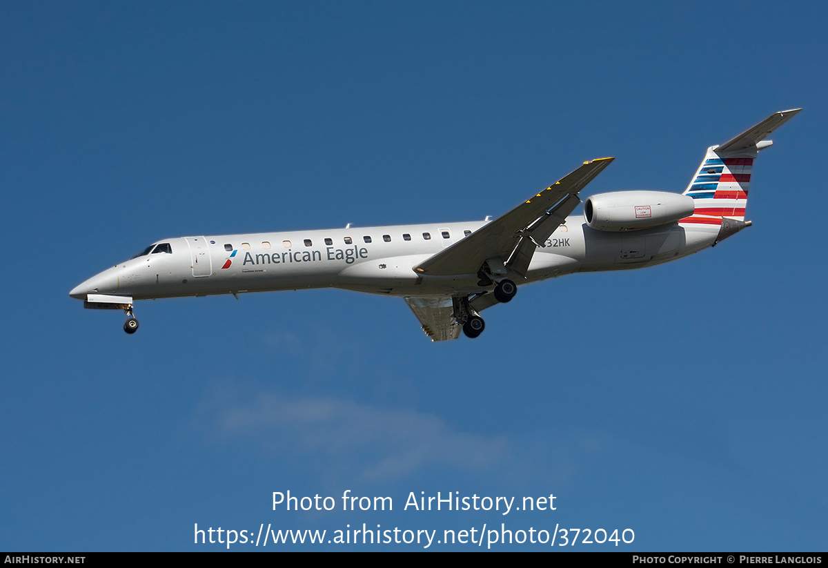 Aircraft Photo of N832HK | Embraer ERJ-145LR (EMB-145LR) | American Eagle | AirHistory.net #372040