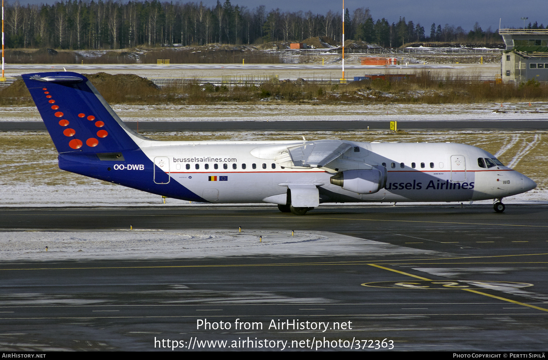 Aircraft Photo of OO-DWB | British Aerospace Avro 146-RJ100 | Brussels Airlines | AirHistory.net #372363