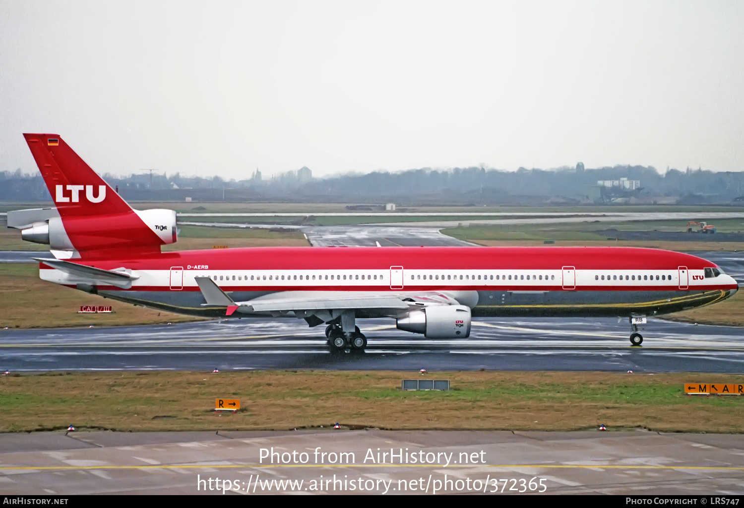 Aircraft Photo of D-AERB | McDonnell Douglas MD-11 | LTU - Lufttransport-Unternehmen | AirHistory.net #372365