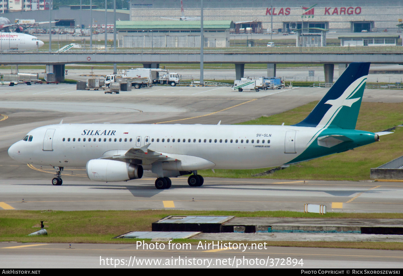 Aircraft Photo of 9V-SLN | Airbus A320-233 | SilkAir | AirHistory.net #372894