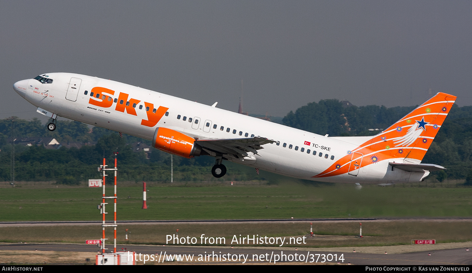 Aircraft Photo of TC-SKE | Boeing 737-4Q8 | Sky Airlines | AirHistory.net #373014