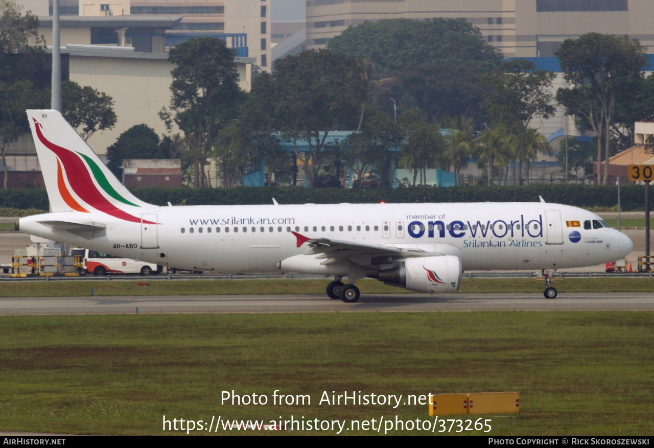 Aircraft Photo of 4R-ABO | Airbus A320-214 | SriLankan Airlines | AirHistory.net #373265