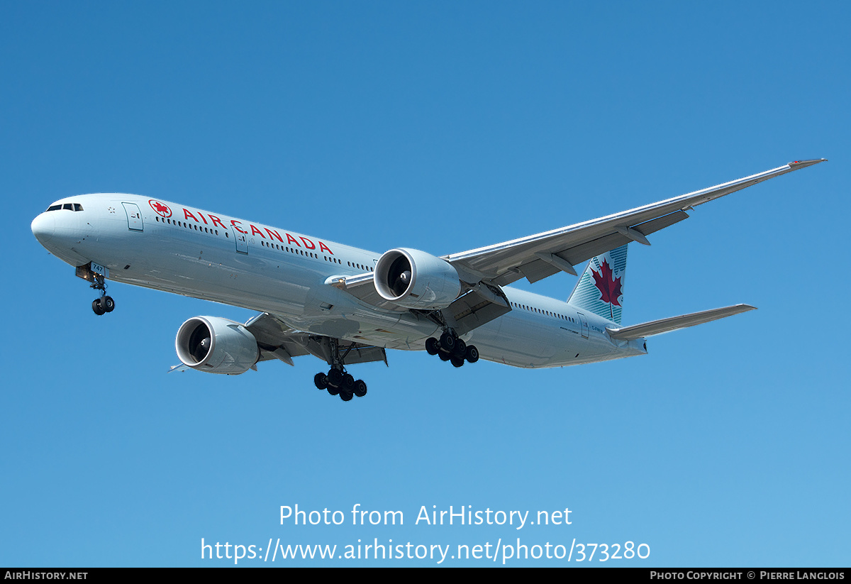 Aircraft Photo of C-FNNW | Boeing 777-333/ER | Air Canada | AirHistory.net #373280