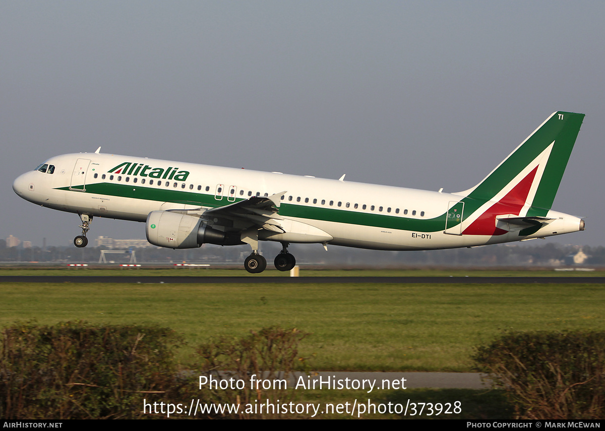 Aircraft Photo of EI-DTI | Airbus A320-216 | Alitalia | AirHistory.net #373928