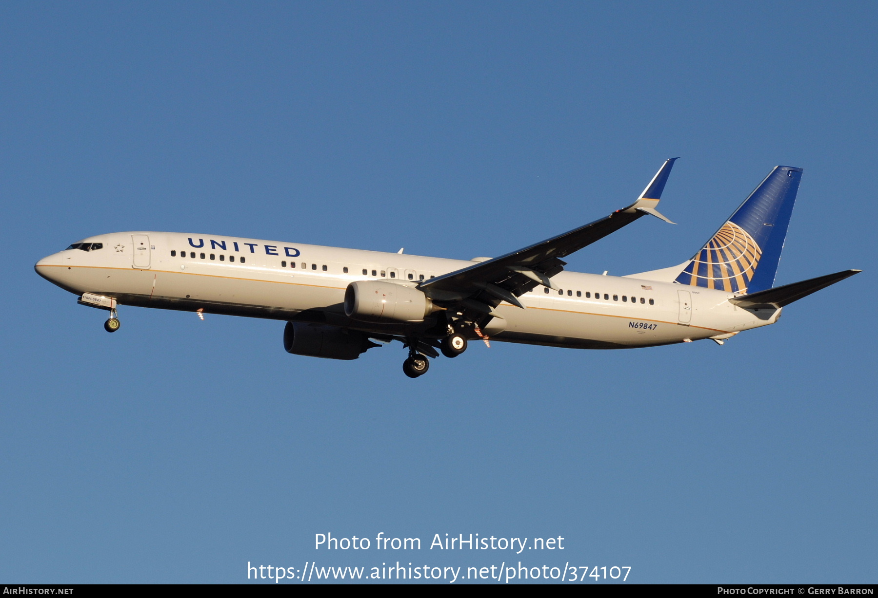 Aircraft Photo of N69847 | Boeing 737-924/ER | United Airlines | AirHistory.net #374107