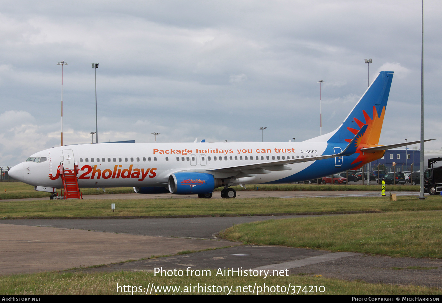 Aircraft Photo of G-GDFZ | Boeing 737-86Q | Jet2 Holidays | AirHistory.net #374210