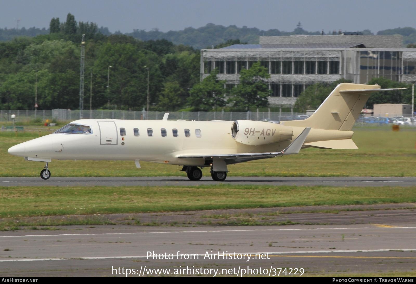 Aircraft Photo of 9H-AGV | Learjet 40 | AirHistory.net #374229