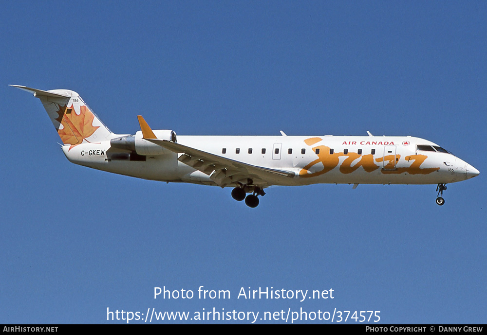 Aircraft Photo of C-GKEW | Bombardier CRJ-200LR (CL-600-2B19) | Air Canada Jazz | AirHistory.net #374575