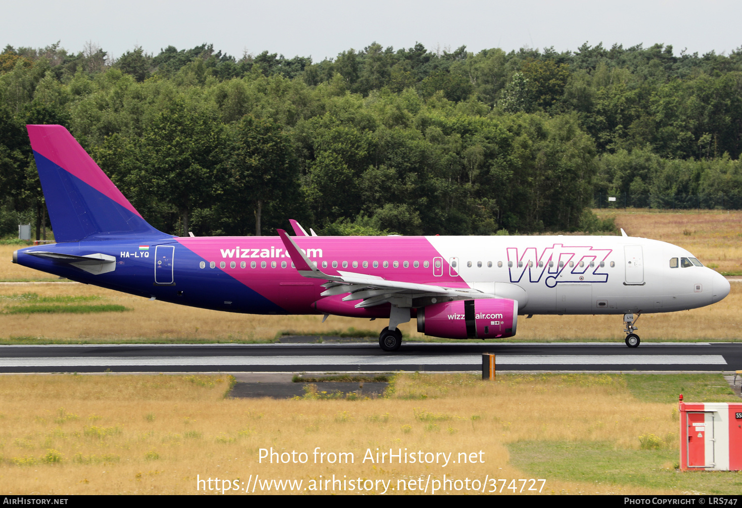 Aircraft Photo of HA-LYQ | Airbus A320-232 | Wizz Air | AirHistory.net #374727