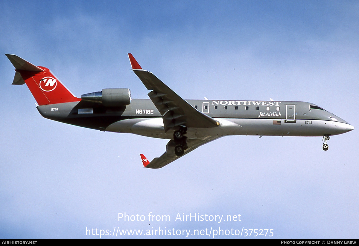 Aircraft Photo of N8718E | Bombardier CRJ-200ER (CL-600-2B19) | Northwest Jet Airlink | AirHistory.net #375275