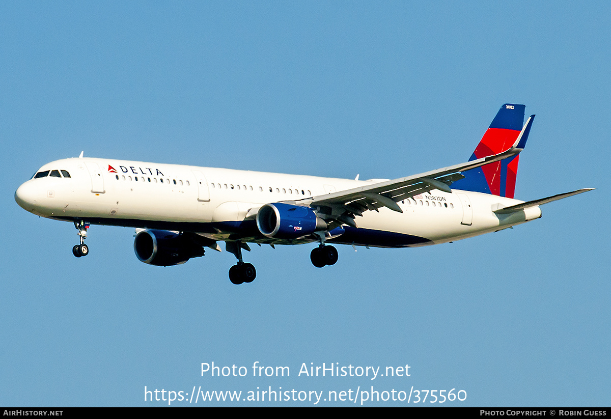 Aircraft Photo of N382DN | Airbus A321-211 | Delta Air Lines | AirHistory.net #375560