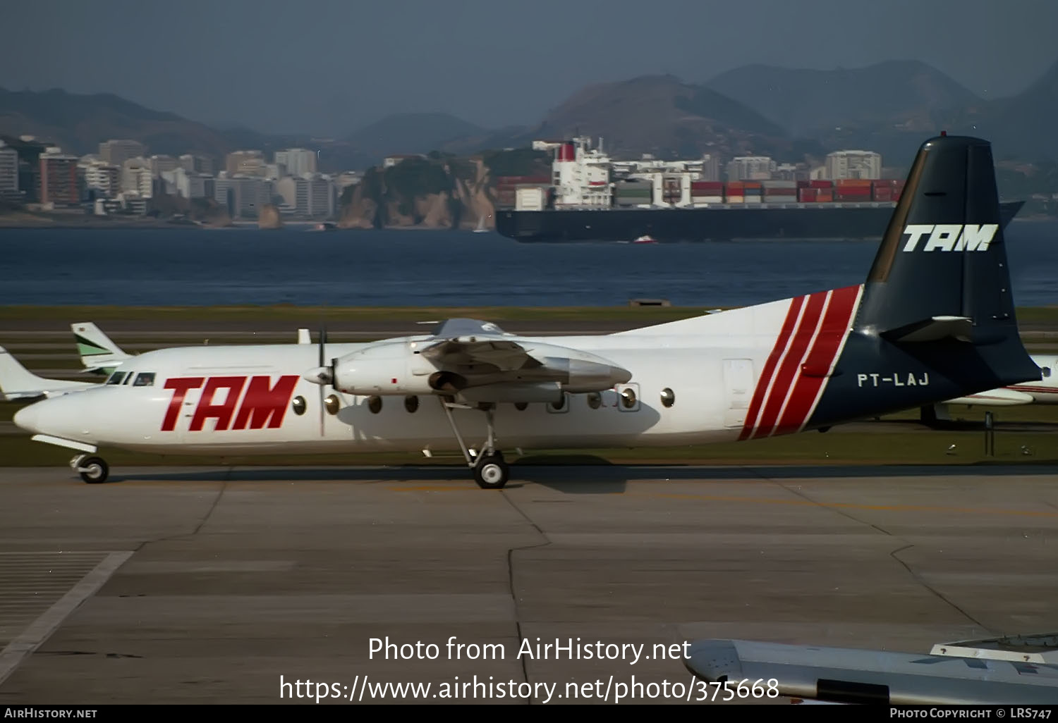 Aircraft Photo of PT-LAJ | Fokker F27-500 Friendship | TAM Linhas Aéreas | AirHistory.net #375668