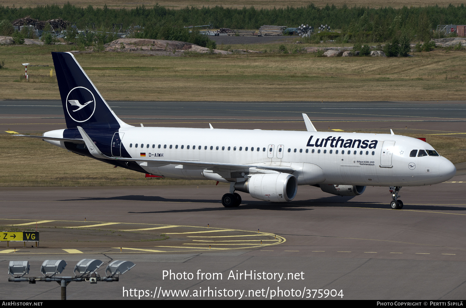 Aircraft Photo of D-AIWH | Airbus A320-214 | Lufthansa | AirHistory.net #375904