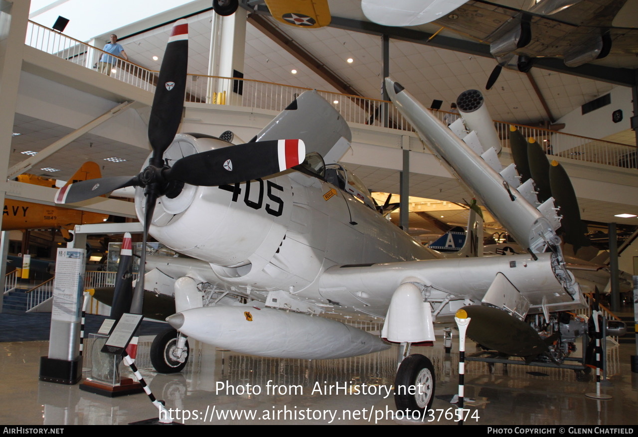 Aircraft Photo of 135300 | Douglas A-1H Skyraider (AD-6) | USA - Navy | AirHistory.net #376574