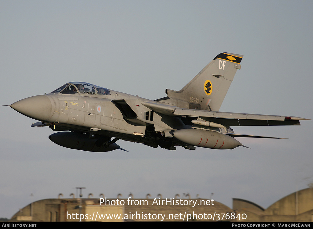 Aircraft Photo of ZE942 | Panavia Tornado F3 | UK - Air Force | AirHistory.net #376840