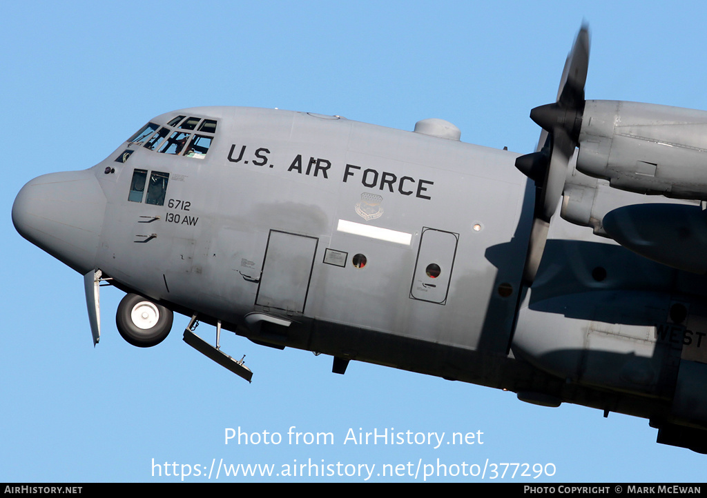 Aircraft Photo of 95-6712 / 56712 | Lockheed Martin C-130H Hercules | USA - Air Force | AirHistory.net #377290