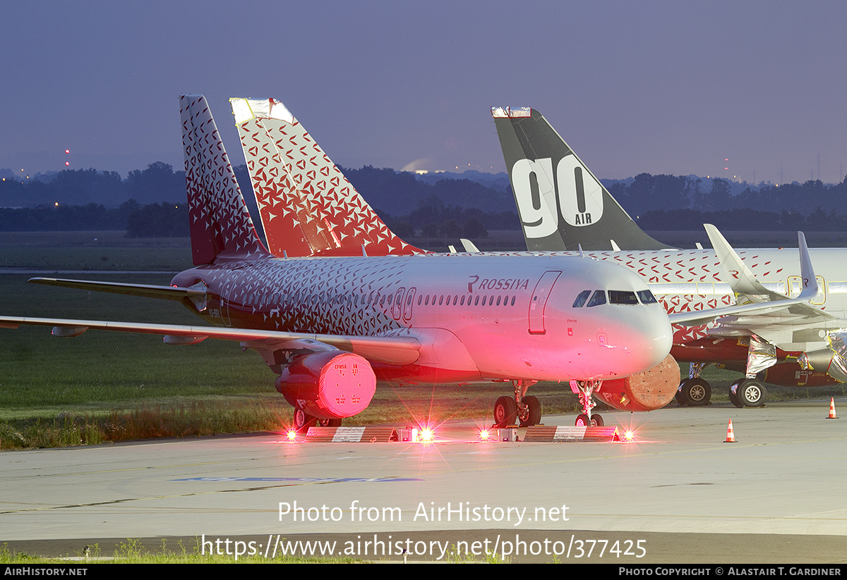 Aircraft Photo of VQ-BRV | Airbus A320-214 | Rossiya - Russian Airlines | AirHistory.net #377425