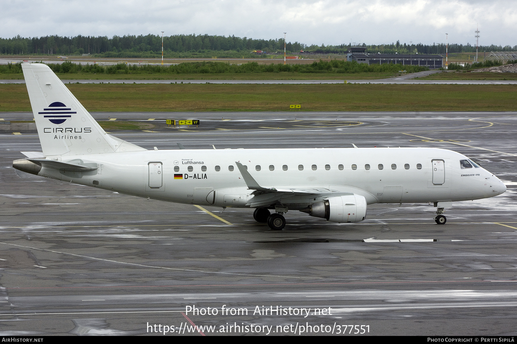 Aircraft Photo of D-ALIA | Embraer 170LR (ERJ-170-100LR) | Cirrus Airlines | AirHistory.net #377551