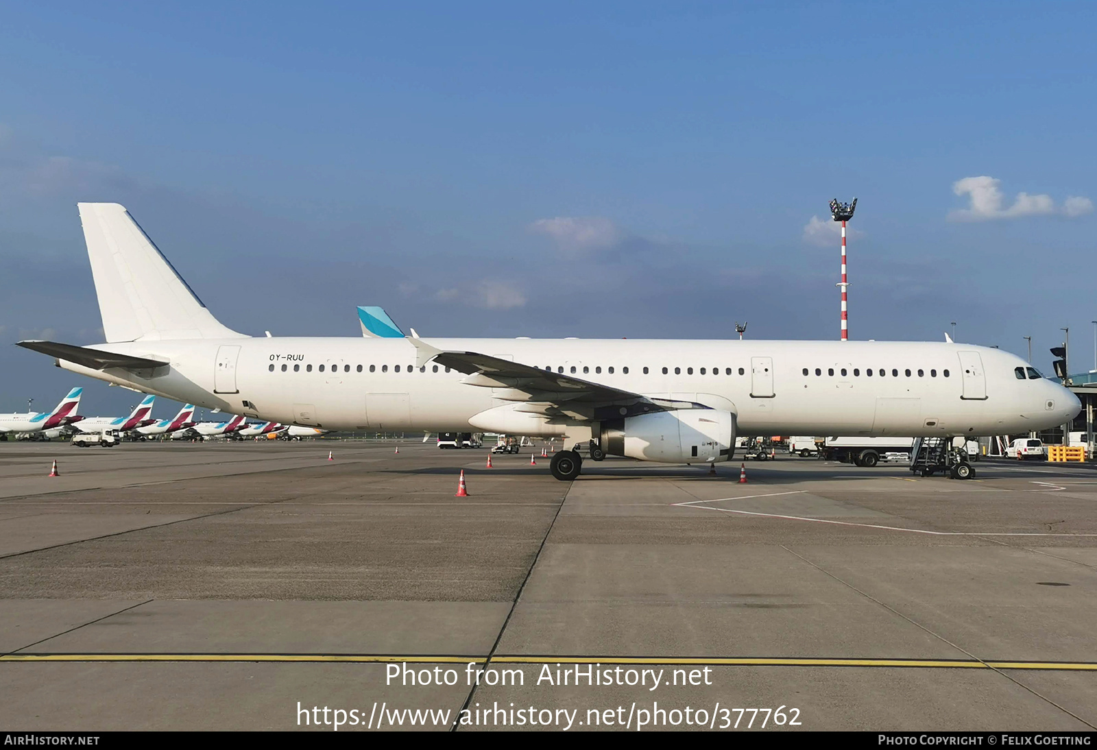 Aircraft Photo of OY-RUU | Airbus A321-231 | AirHistory.net #377762