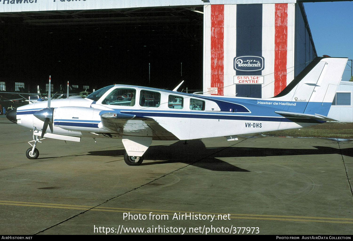 Aircraft Photo of VH-DHS | Beech 58 Baron | Hawker de Havilland | AirHistory.net #377973