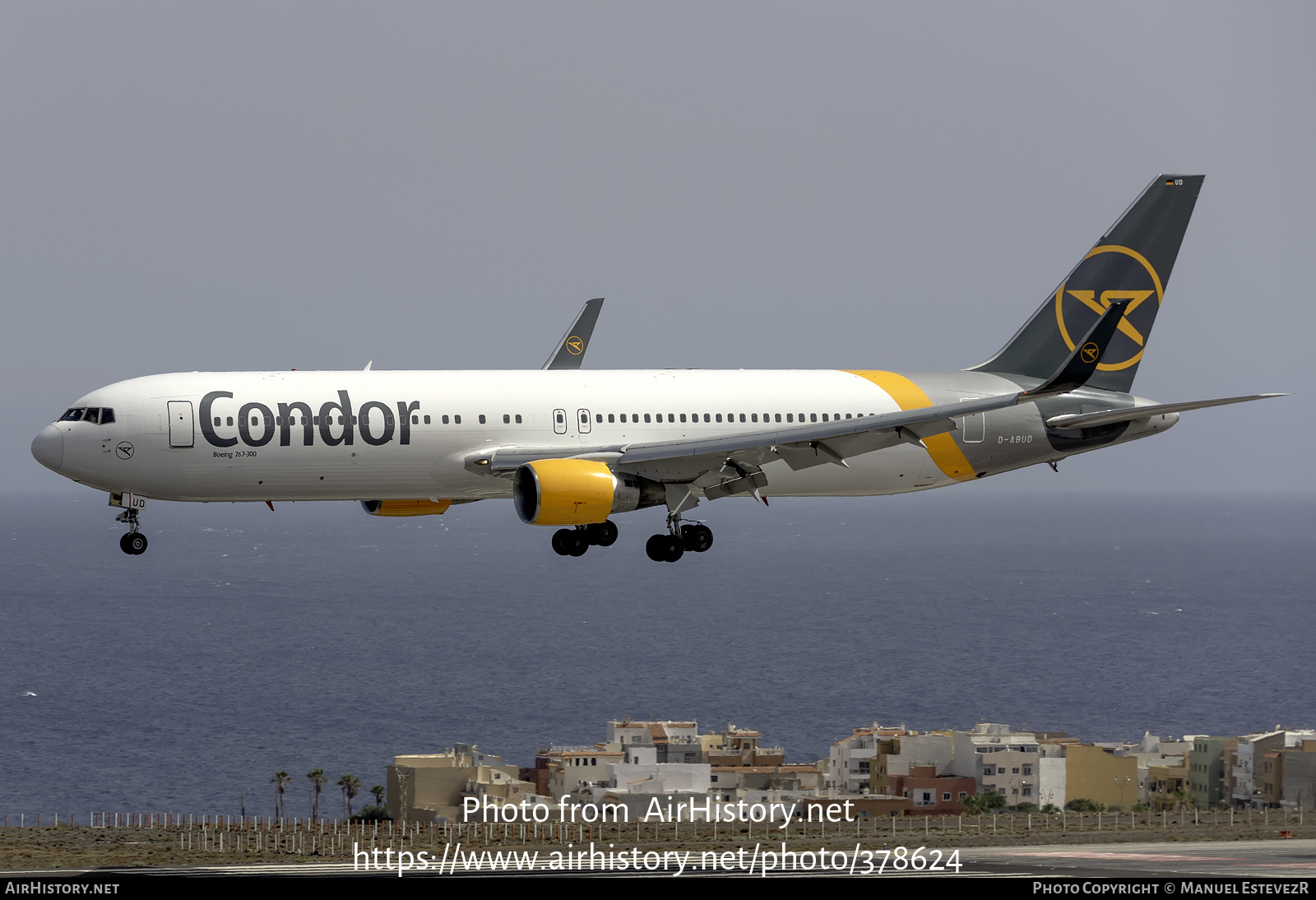 Aircraft Photo of D-ABUD | Boeing 767-330/ER | Condor Flugdienst | AirHistory.net #378624