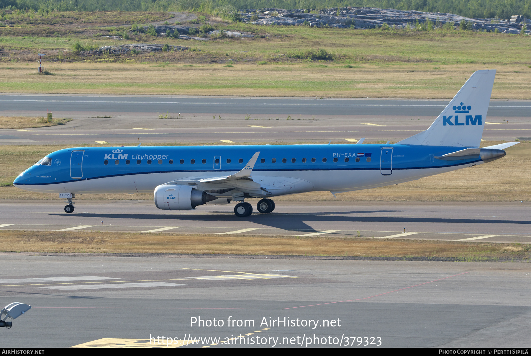 Aircraft Photo of PH-EXA | Embraer 190STD (ERJ-190-100STD) | KLM Cityhopper | AirHistory.net #379323