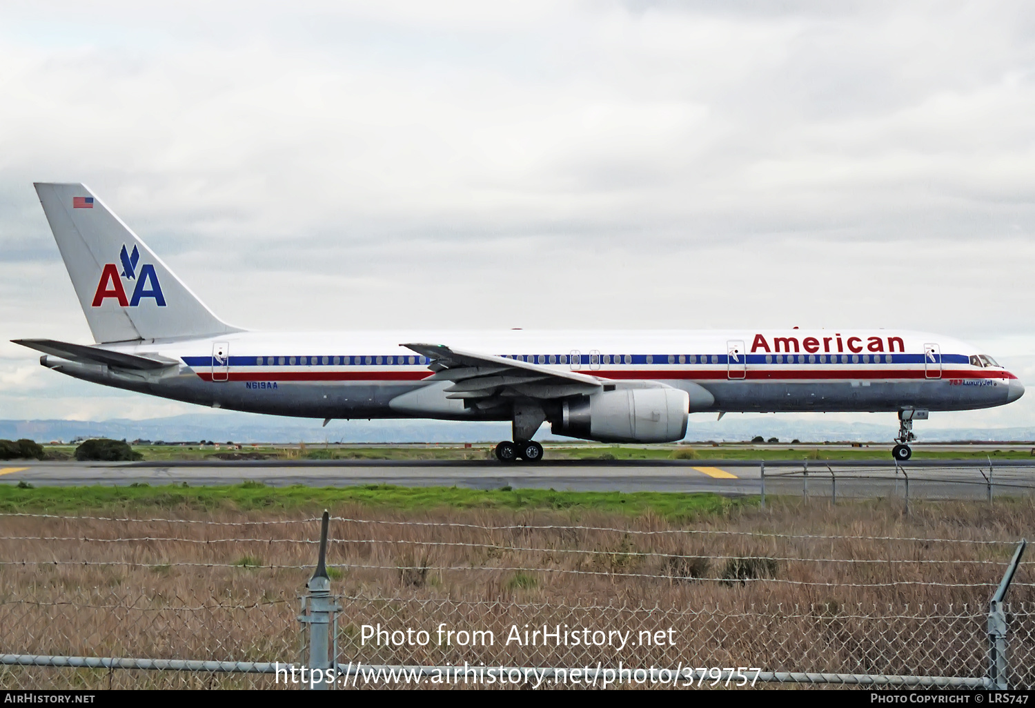 Aircraft Photo of N619AA | Boeing 757-223 | American Airlines | AirHistory.net #379757