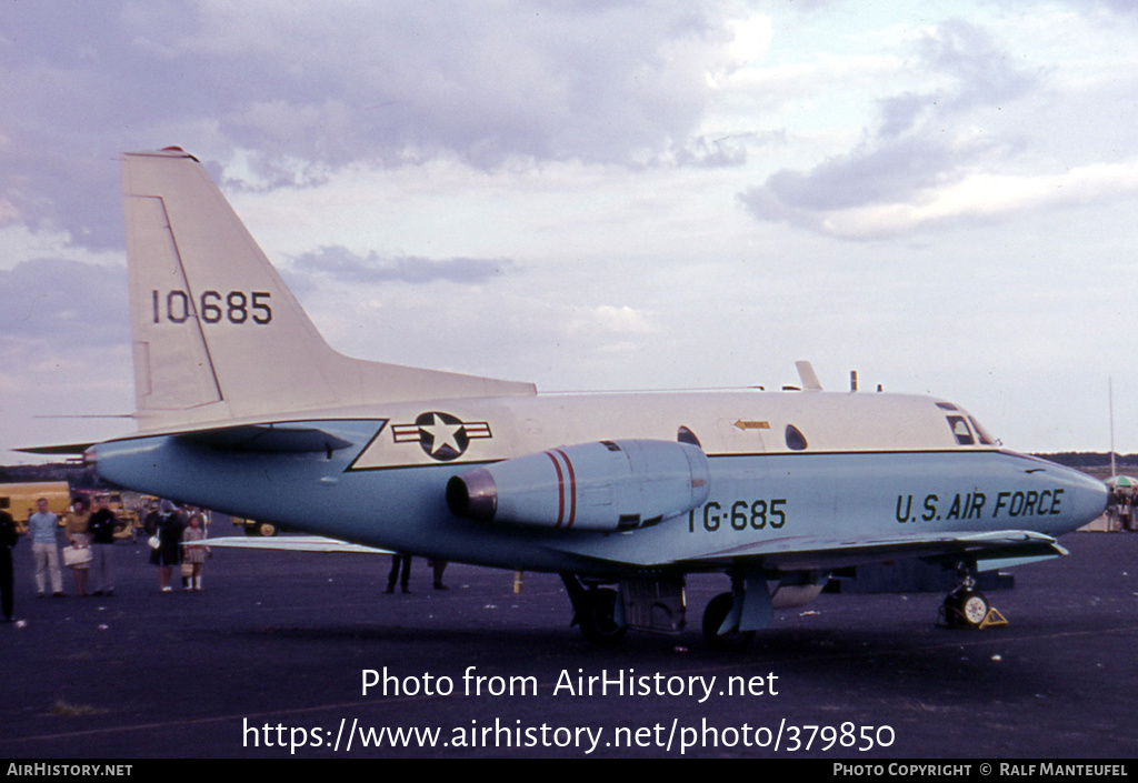 Aircraft Photo of 61-0685 / 10685 | North American T-39A | USA - Air Force | AirHistory.net #379850