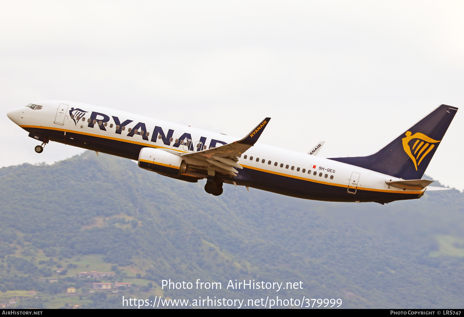 Aircraft Photo of 9H-QEG | Boeing 737-800 | Ryanair | AirHistory.net #379999