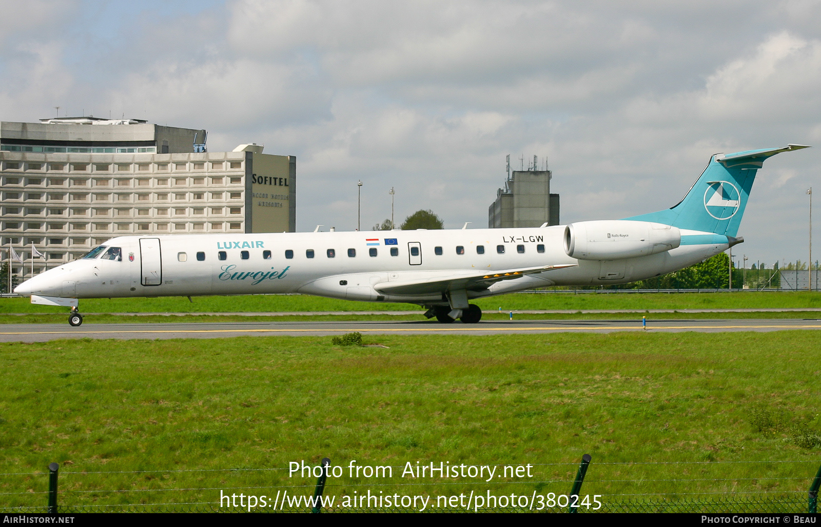 Aircraft Photo of LX-LGW | Embraer ERJ-145LU (EMB-145LU) | Luxair | AirHistory.net #380245