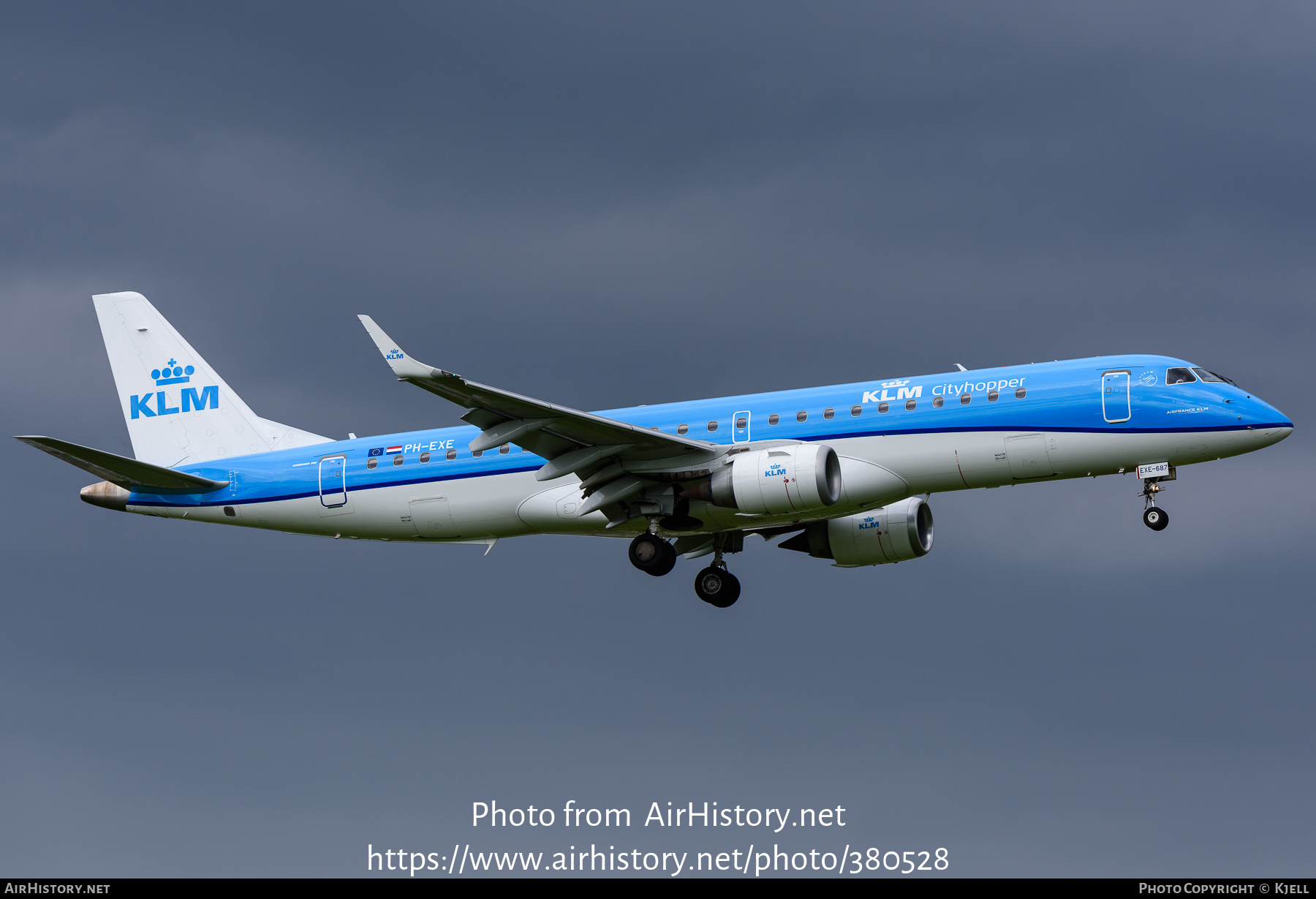 Aircraft Photo of PH-EXE | Embraer 190STD (ERJ-190-100STD) | KLM Cityhopper | AirHistory.net #380528