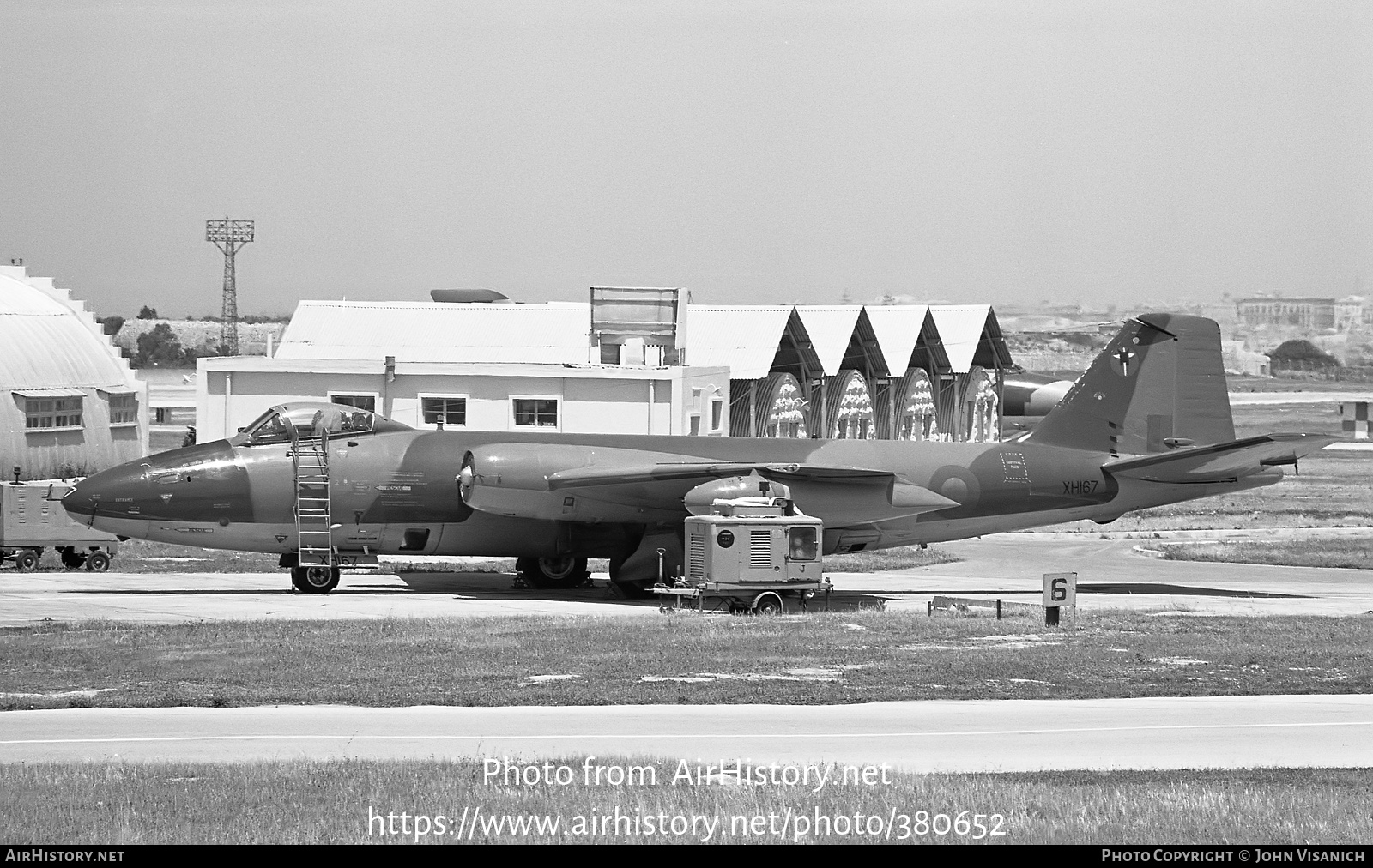 Aircraft Photo of XH167 | English Electric Canberra PR9 | UK - Air Force | AirHistory.net #380652