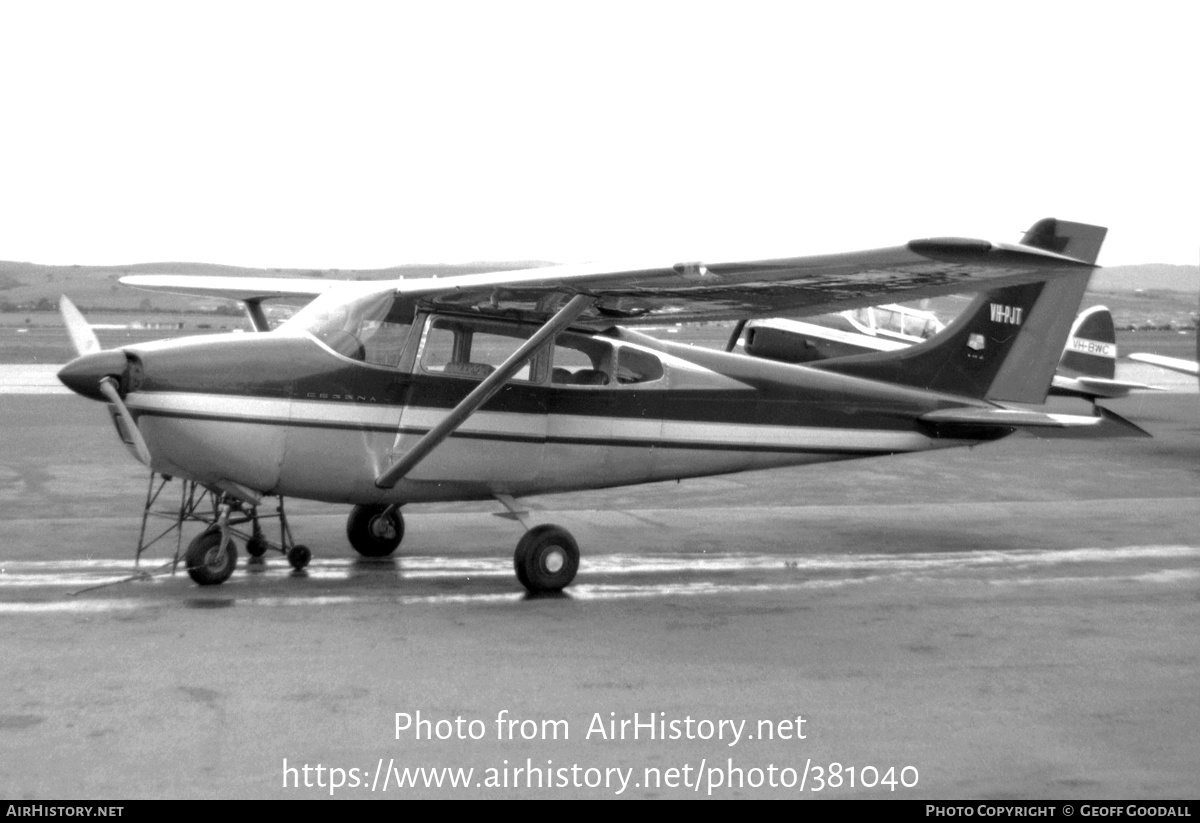 Aircraft Photo of VH-PJT | Cessna 182D Skylane | AirHistory.net #381040